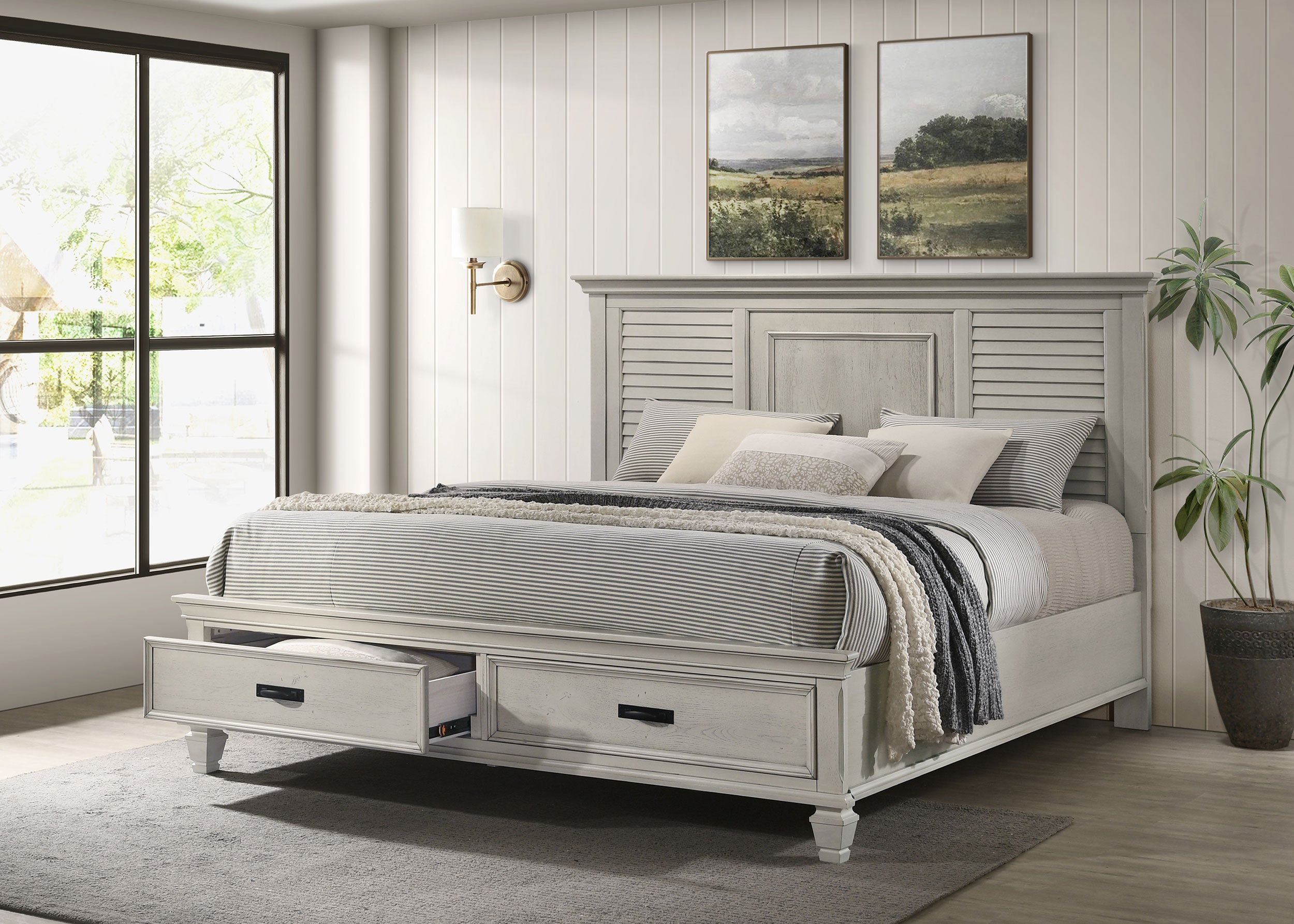 Franco Wood Panel Storage Bed