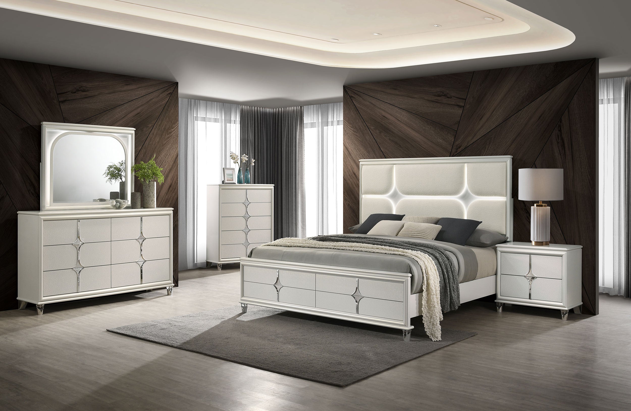 Olivia Dresser with Mirror
