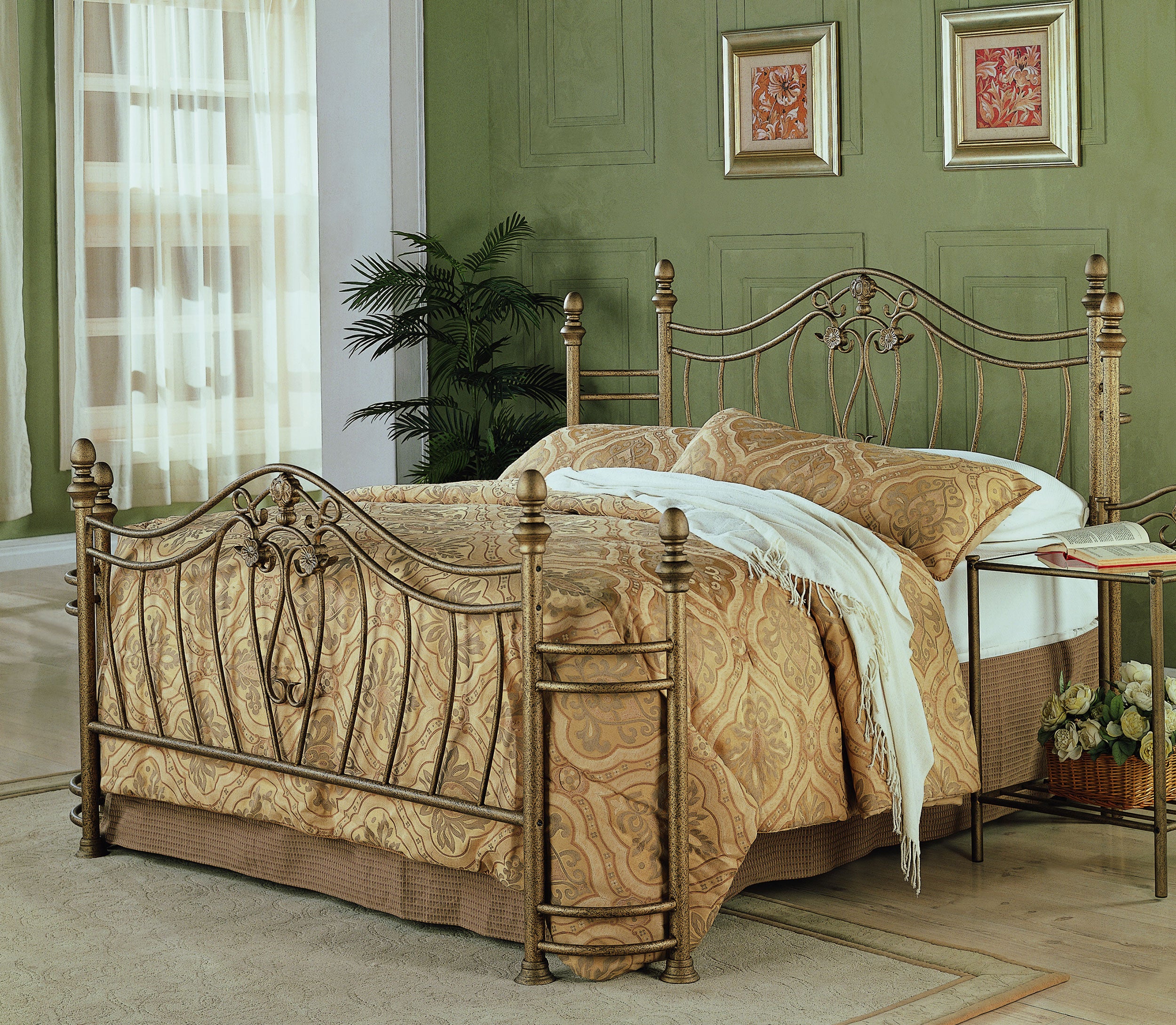 Sydney Metal Open Frame Bed