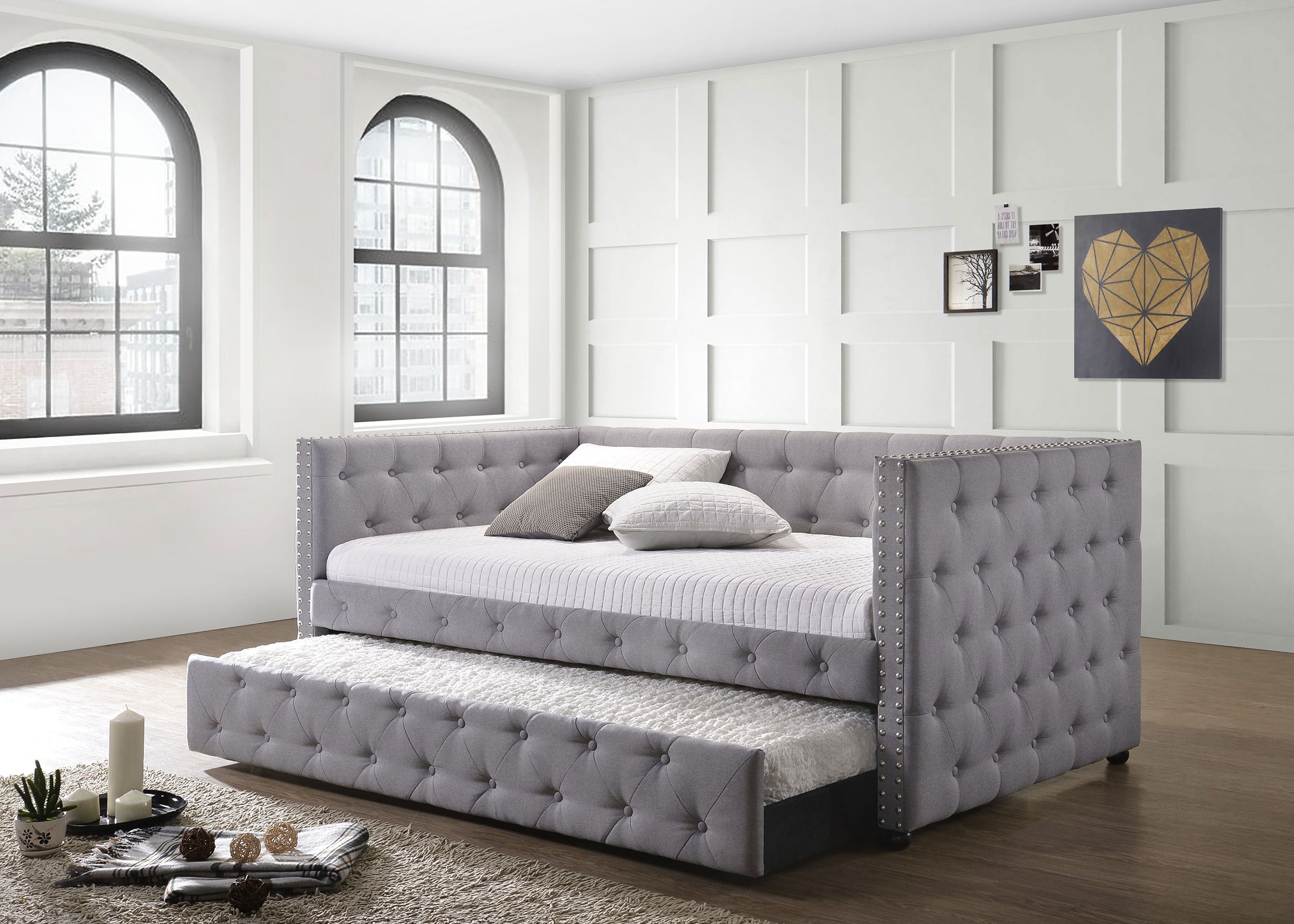 Mockern Upholstered Daybed with Trundle