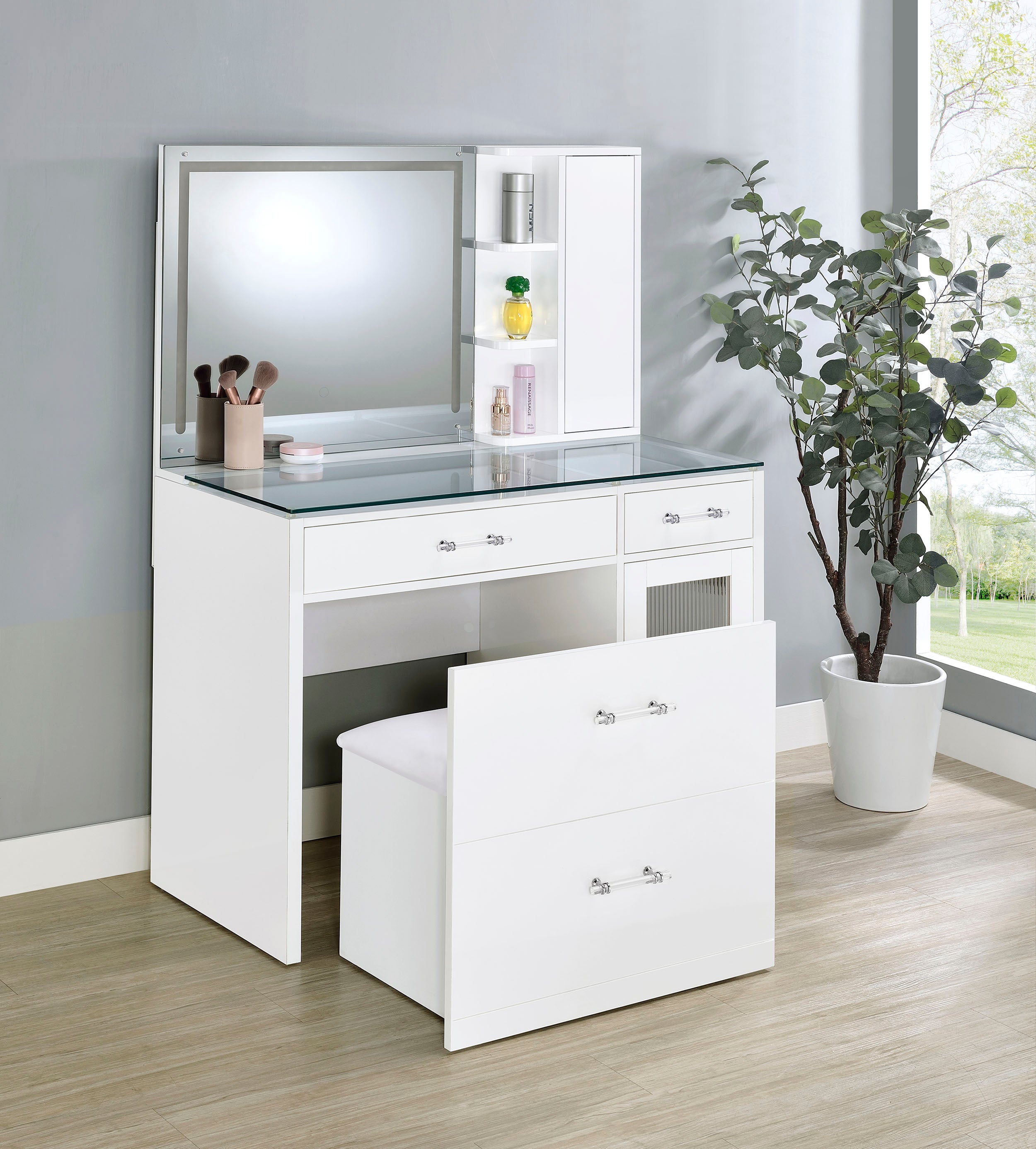 Flora Vanity Set