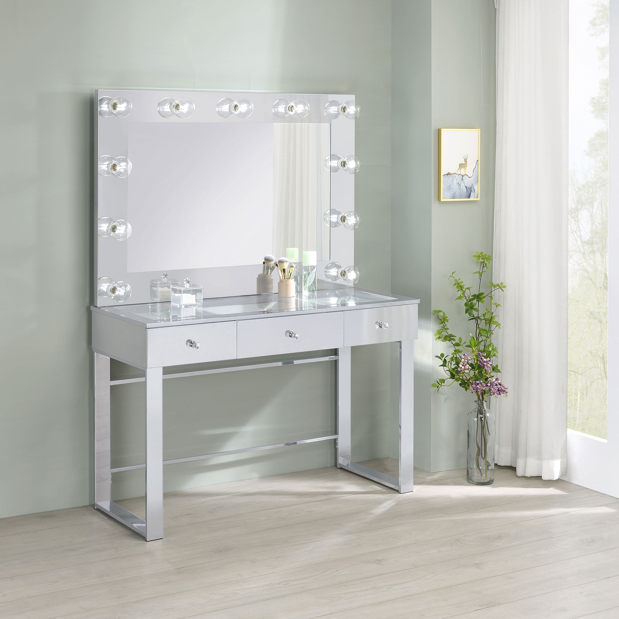Umbridge Vanity Table and Mirror
