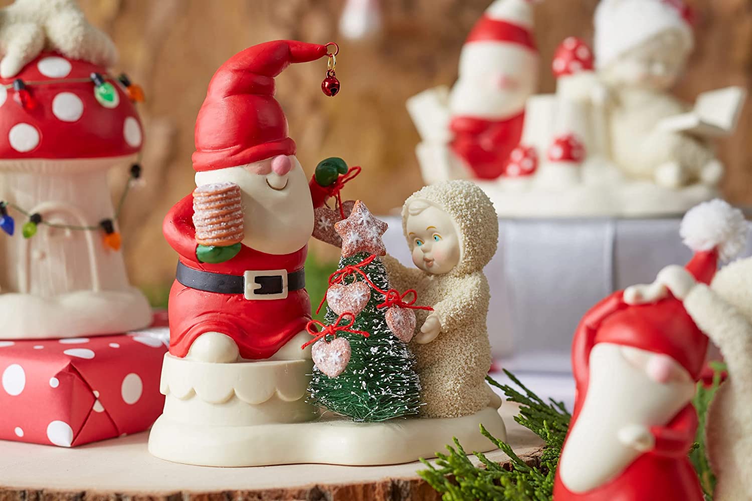 Department 56 Snowbabies Christmas Memories Fresh Trimmings Figurine