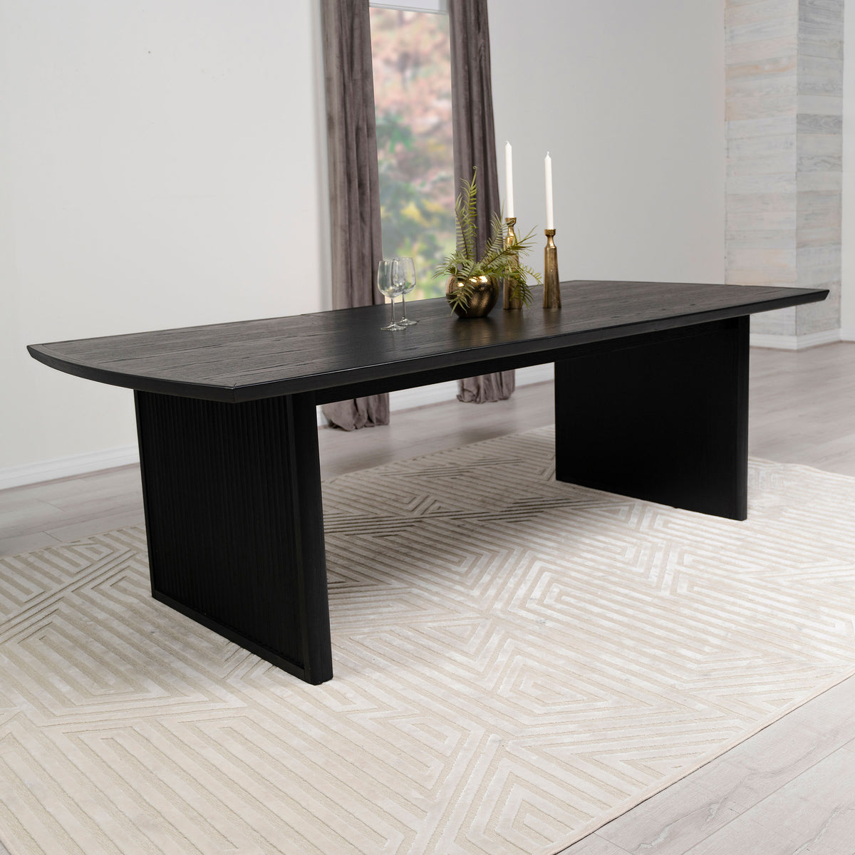 Brookmead 82 to 100-inch Rectangular Extension Leaf Dining Table Black