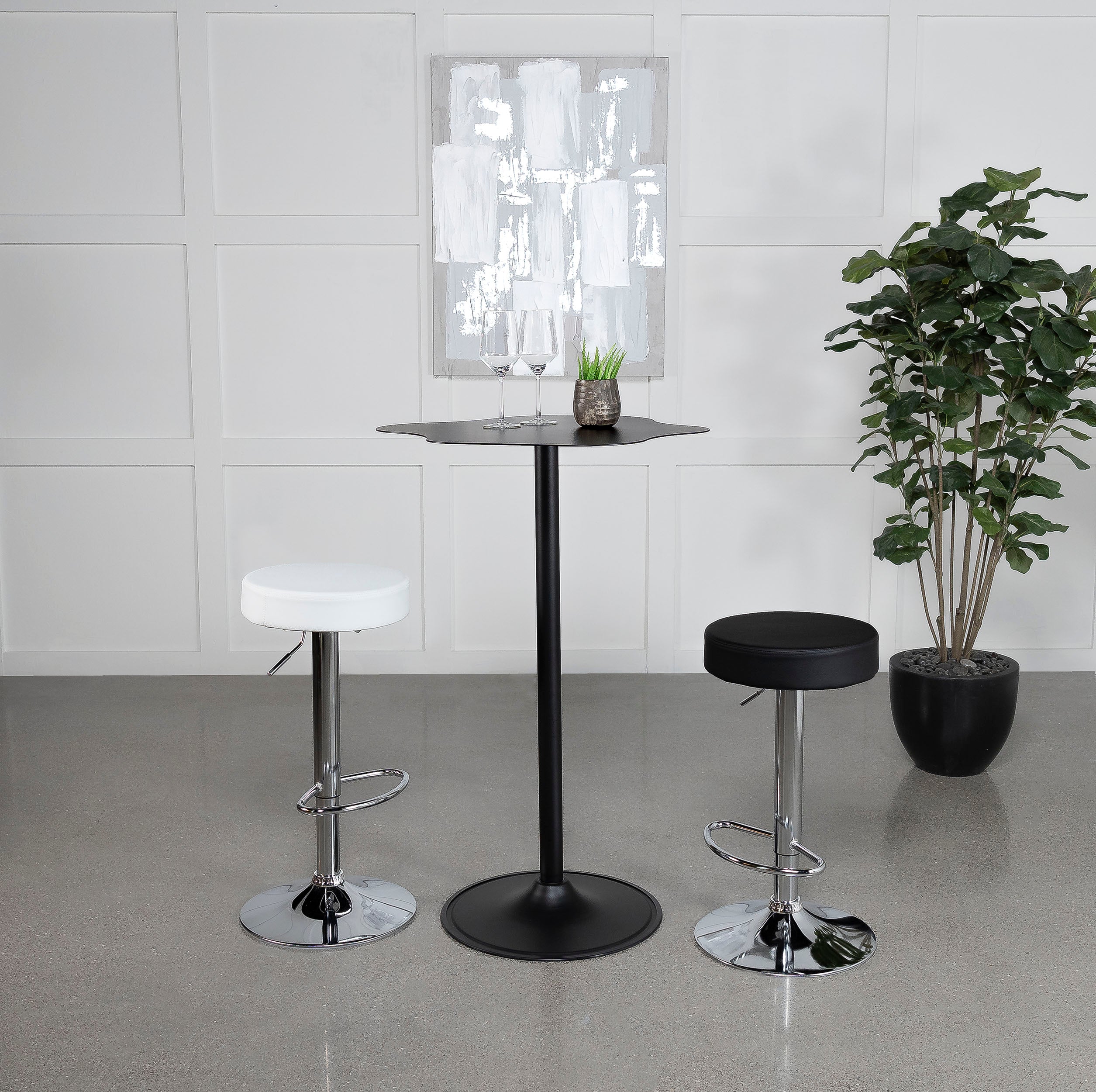 Keanu Bar Table