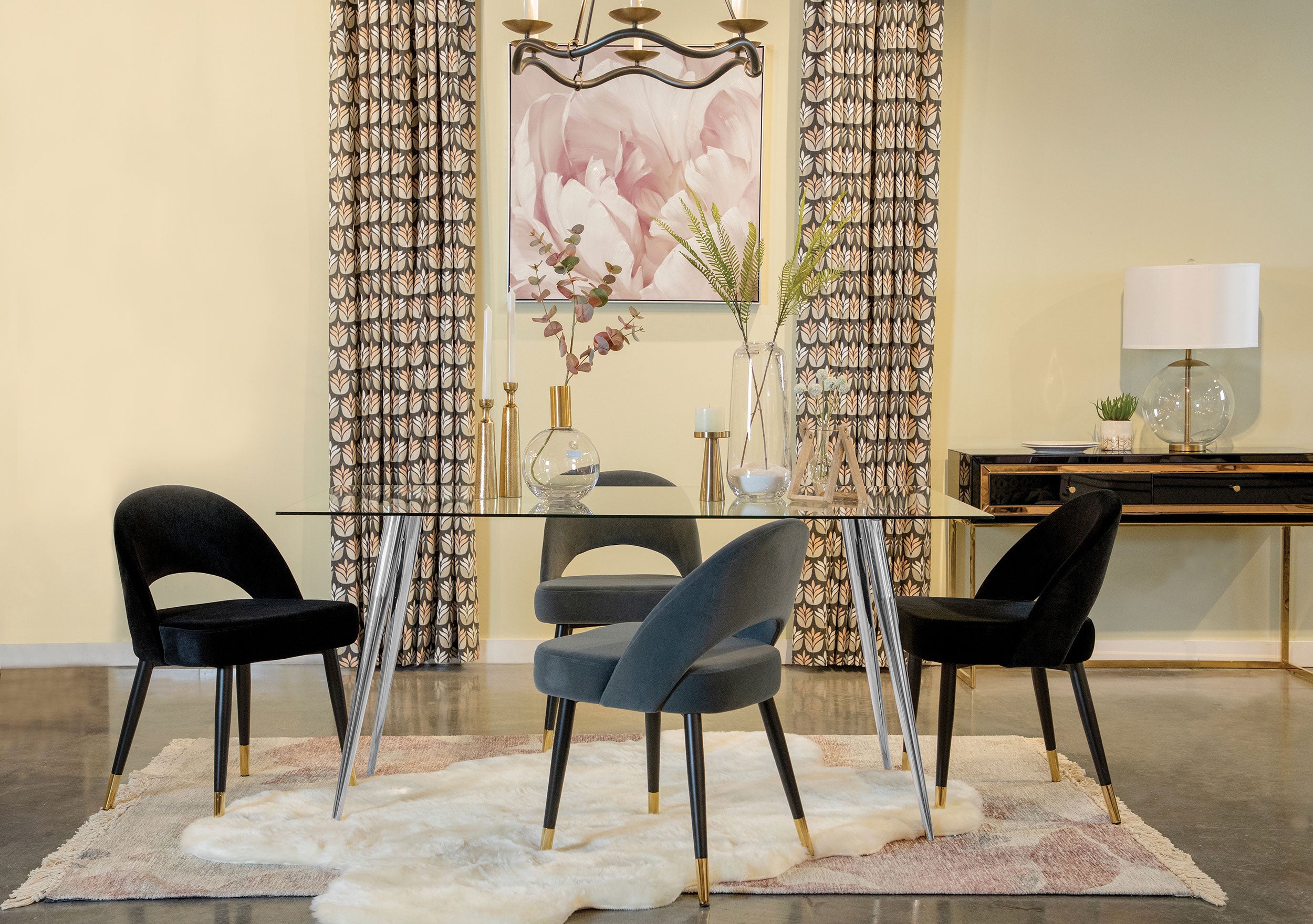 Gilman Dining Table