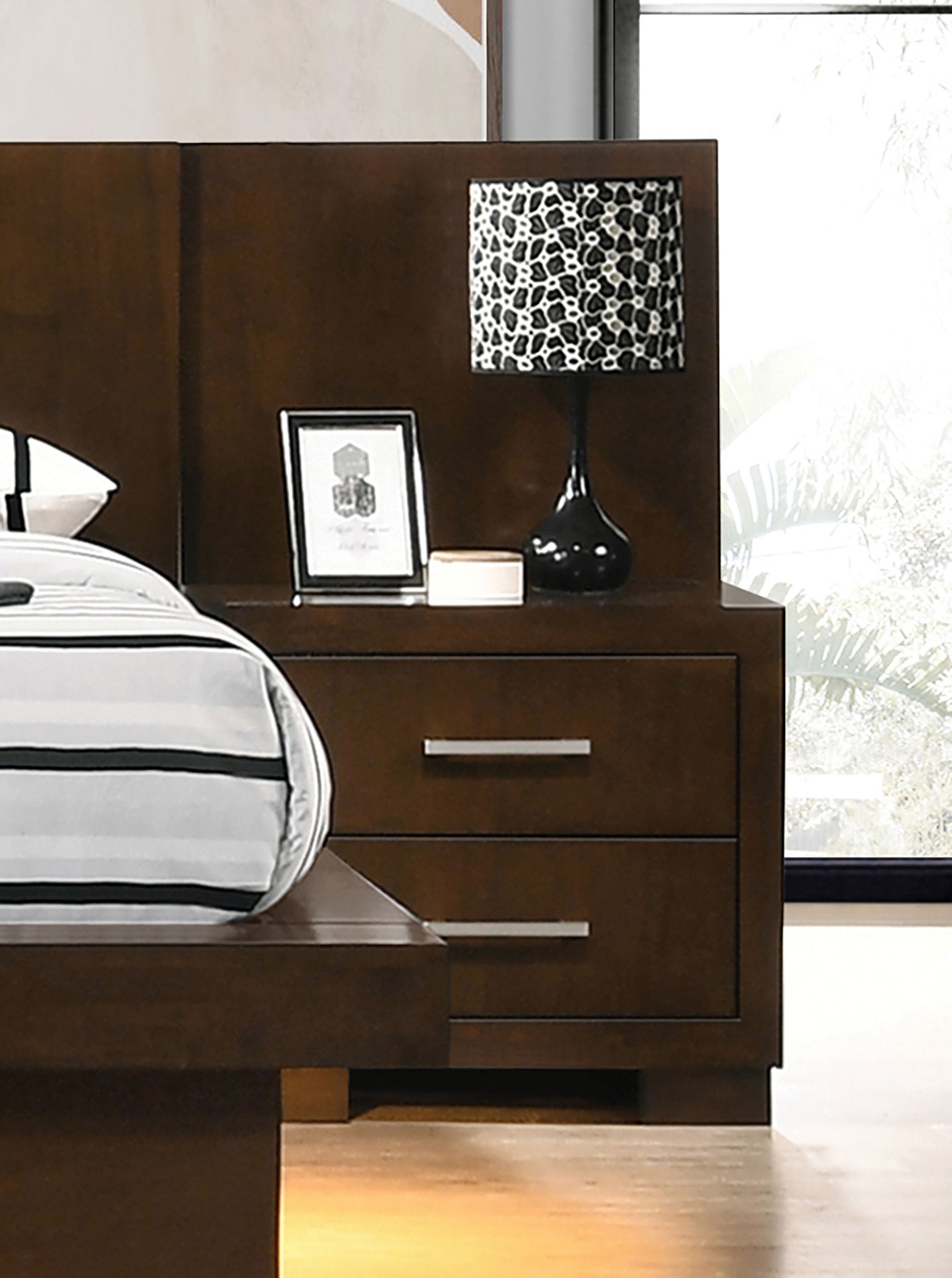 Jessica Wall Panel Bedroom Set