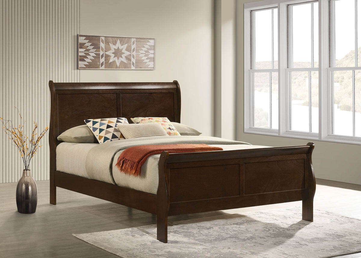 Louis Philippe Wood Sleigh Bed - Full In Cappuccino