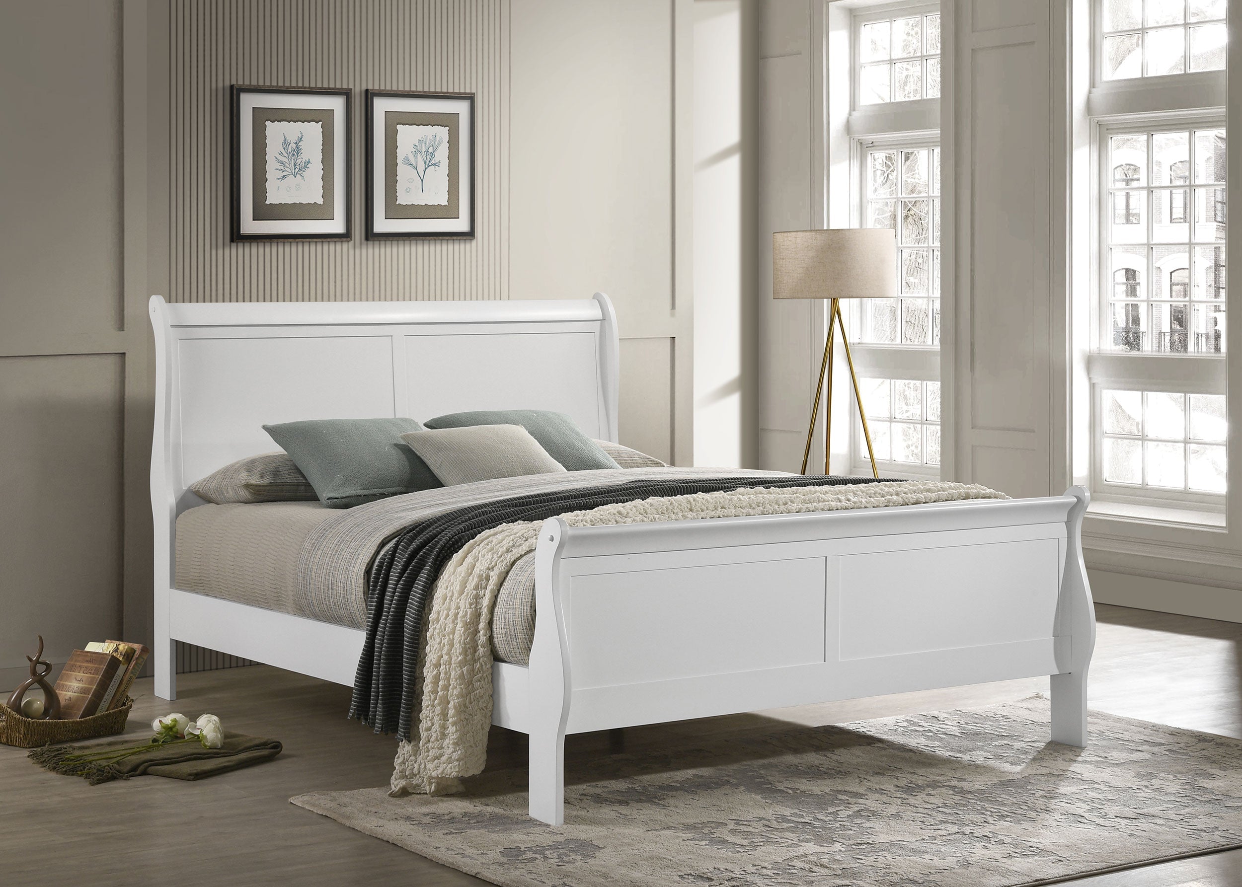 Louis Philippe Wood Sleigh Bed - Full In White