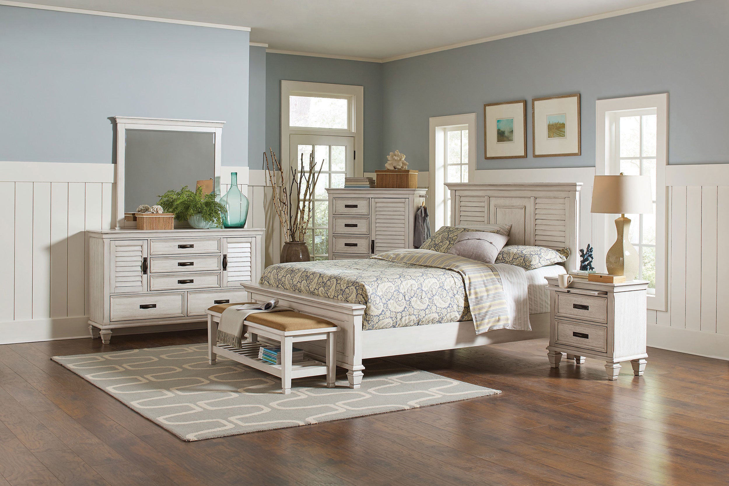 Franco Wood Panel Bed