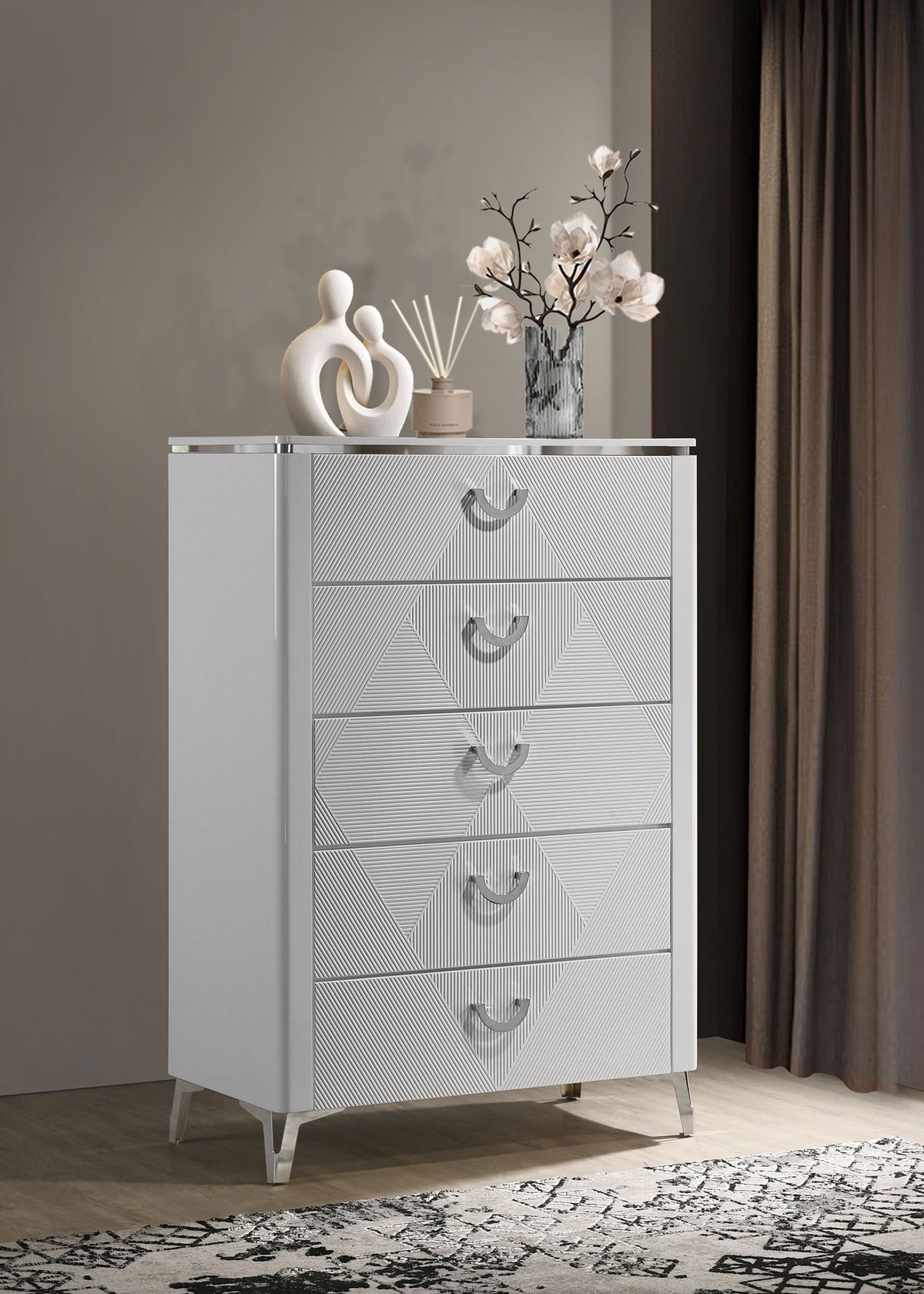 Cassia 5-drawer Bedroom Chest White High Gloss
