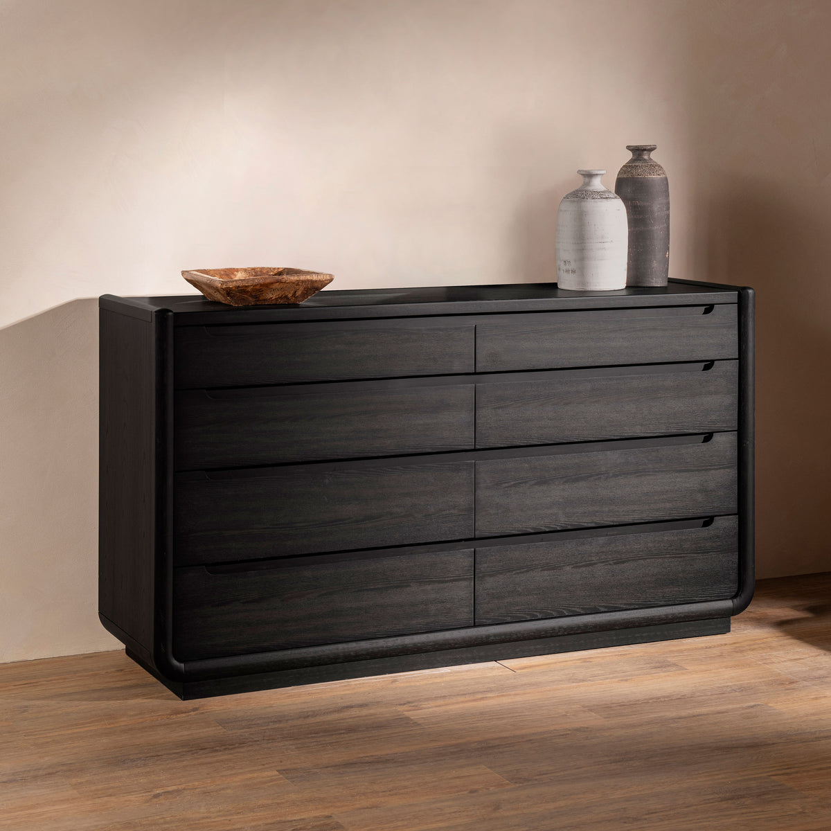 Leandro 8-drawer Dresser Burnished Black