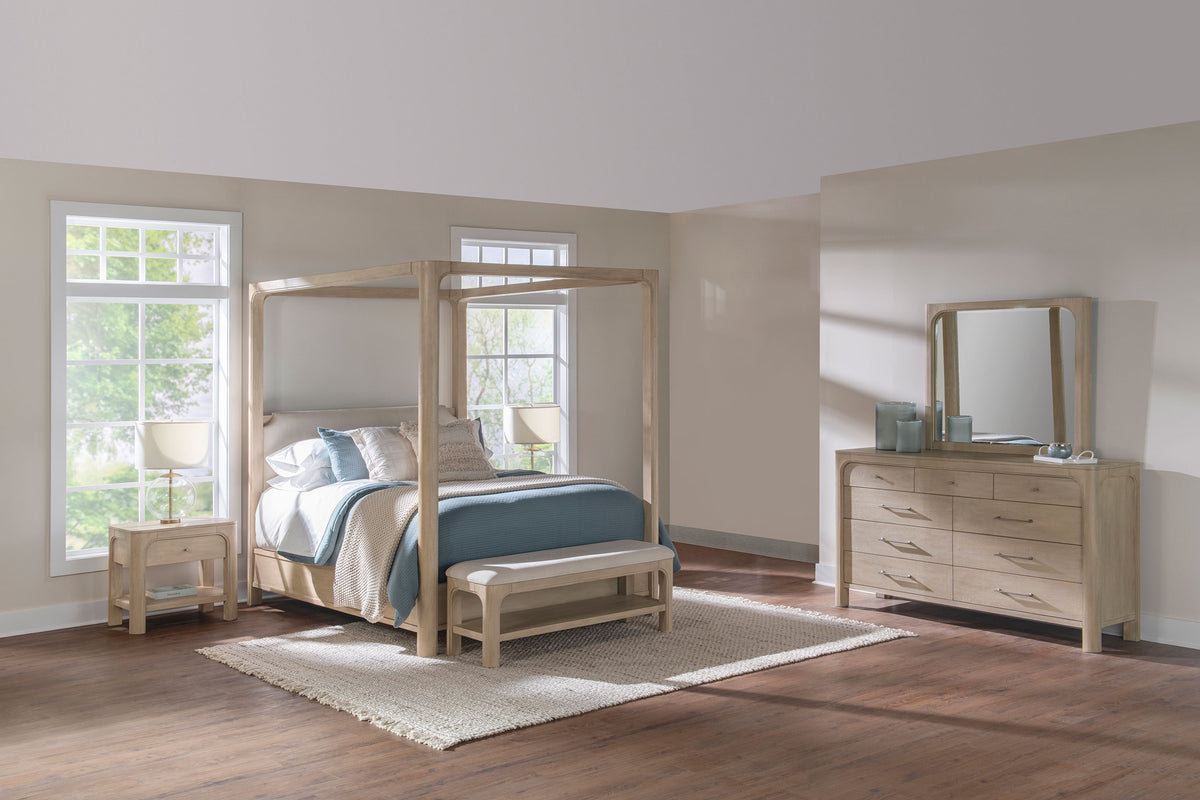 Solano 4-piece Queen Canopy Bedroom Set Weathered Mango