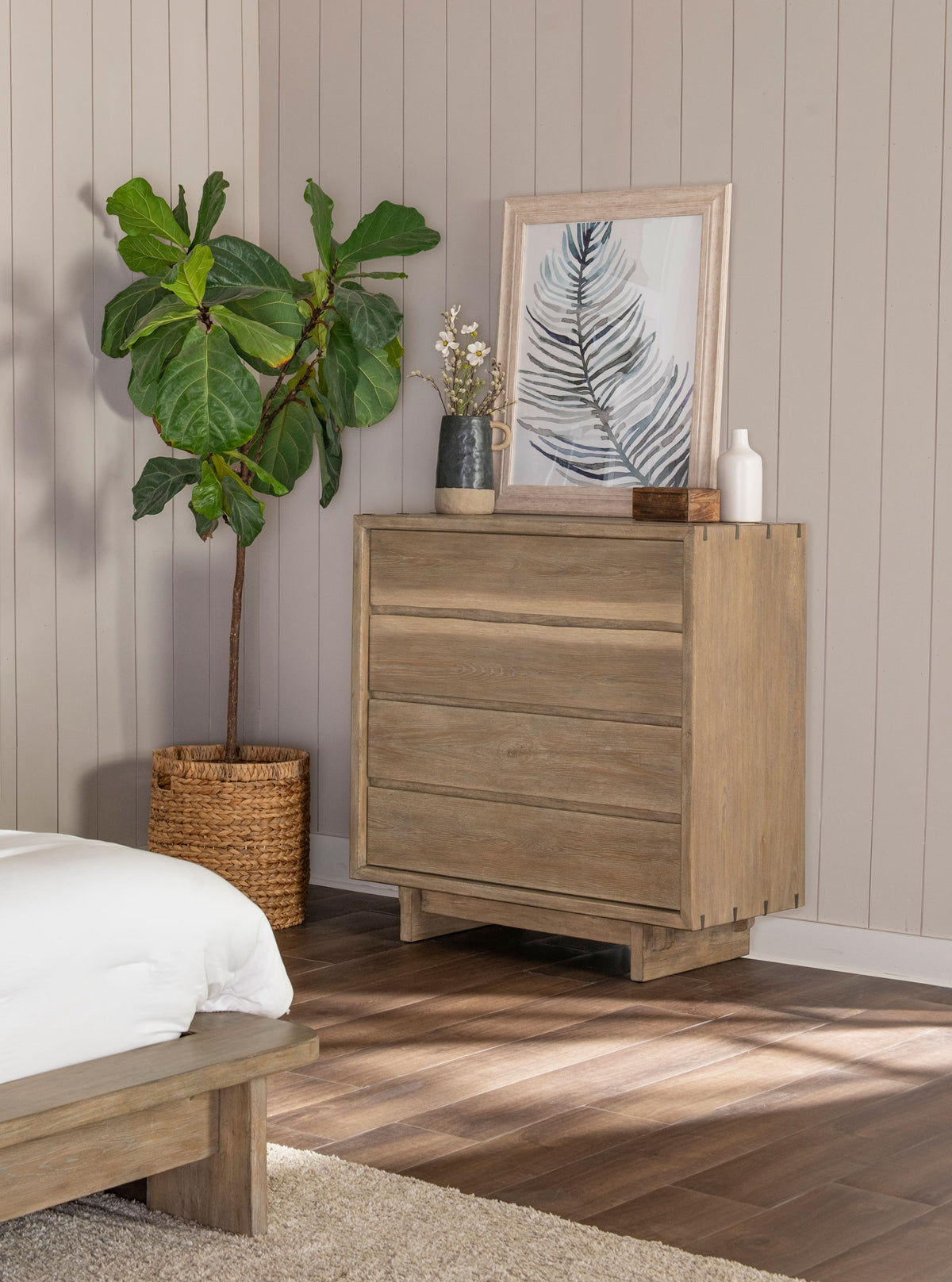 Stillwater 4-drawer Bedroom Chest Weathered Oak