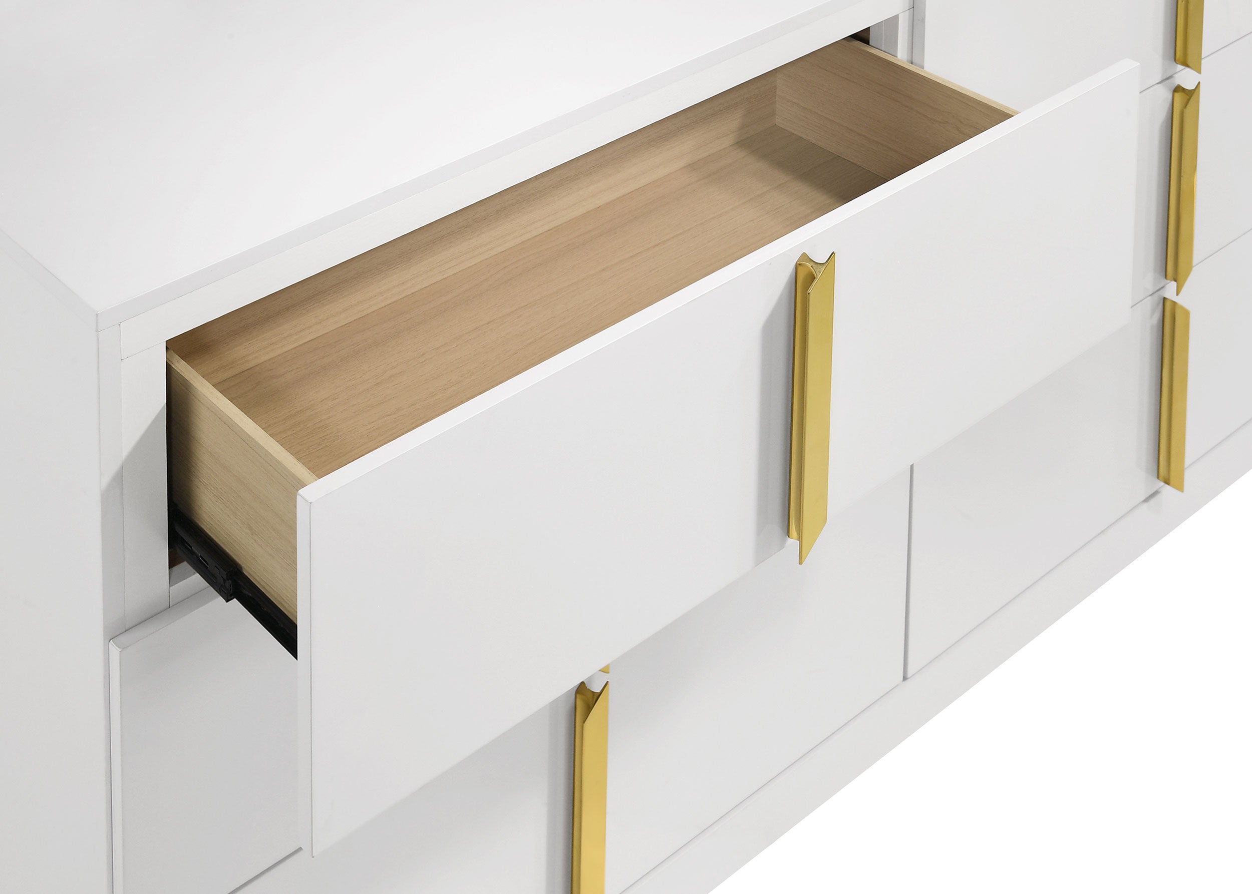 Ines Dresser