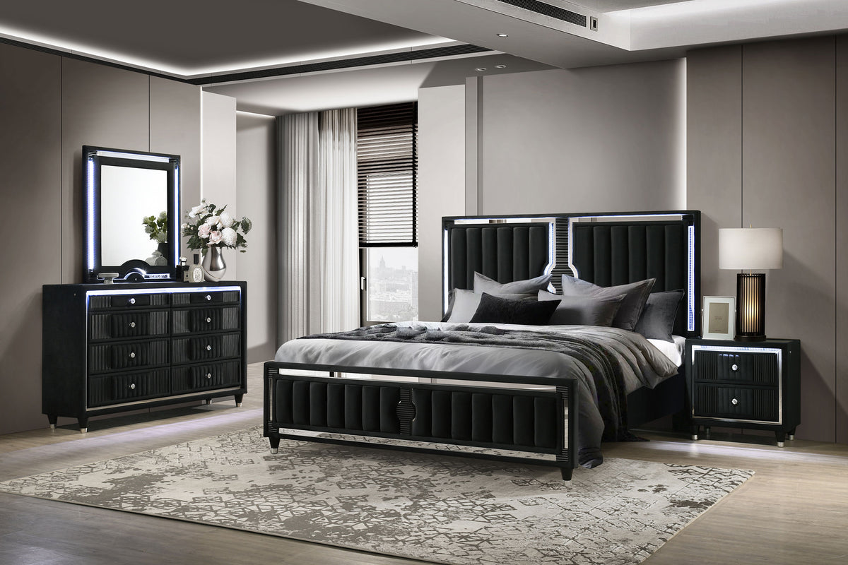 Ravenne 4-piece Eastern King LED Bedroom Set Black Velvet