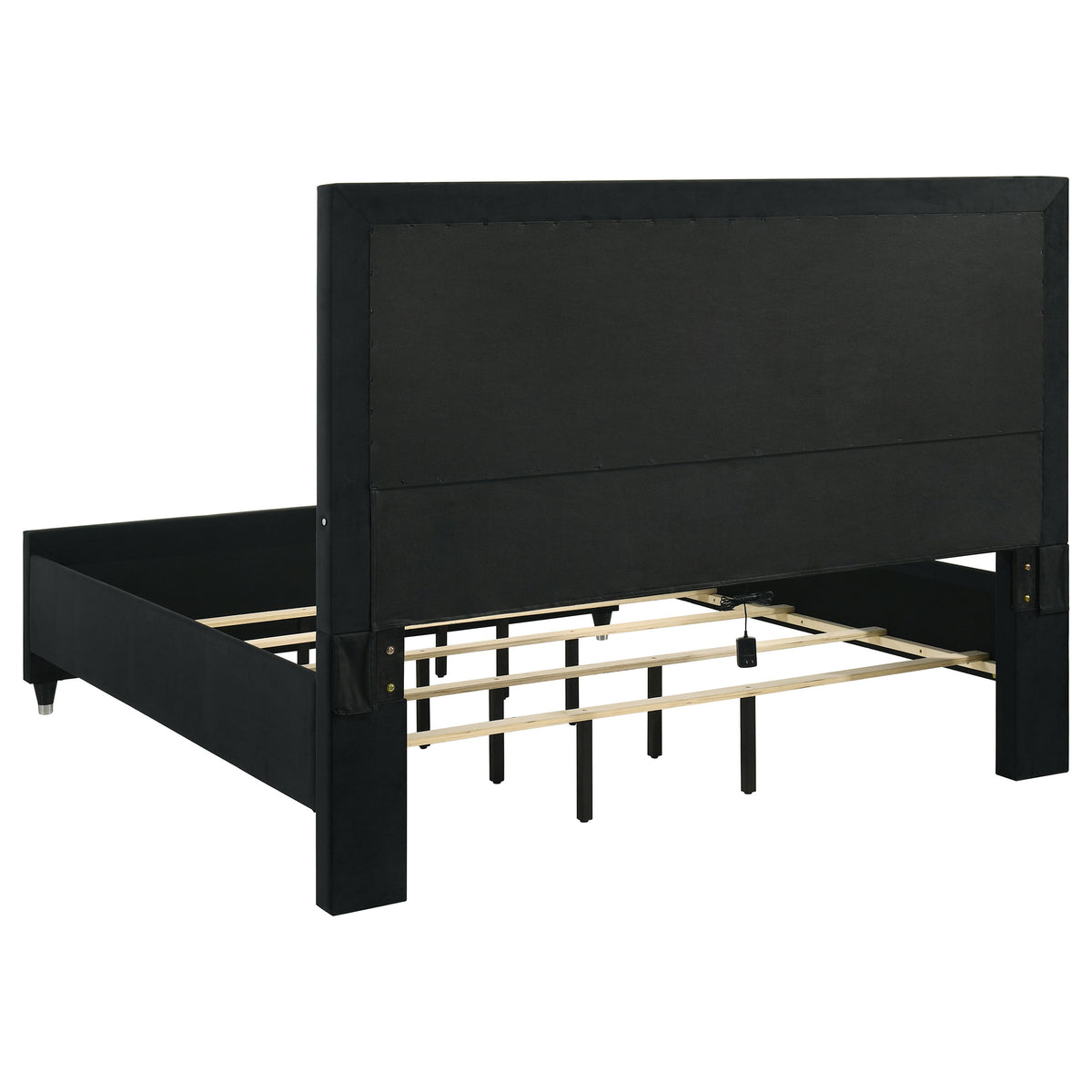 Ravenne 4-piece Eastern King LED Bedroom Set Black Velvet