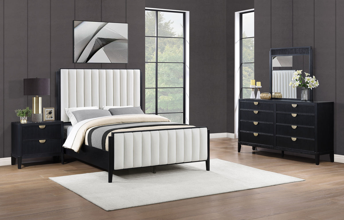 Brookmead 4-piece California King Upholstered Bedroom Set Black and Ivory