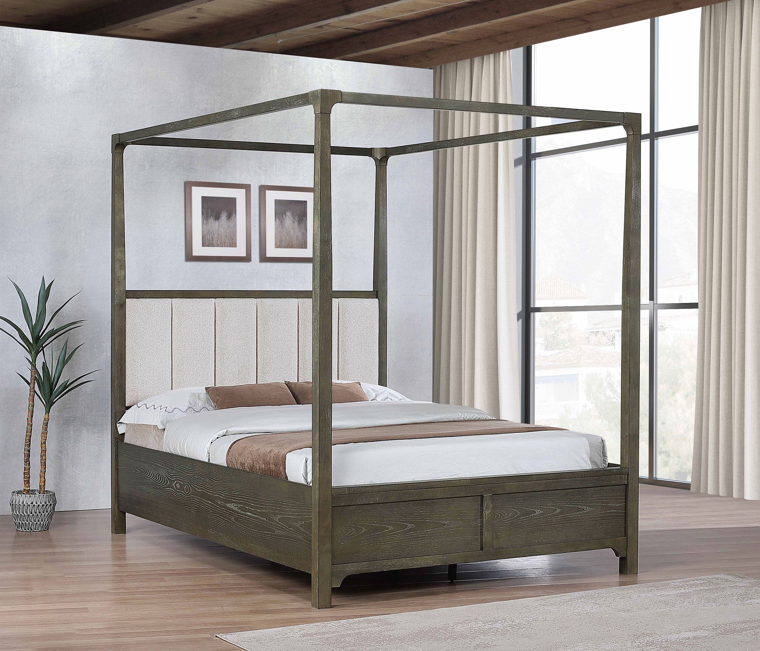 Gran Park Wood Canopy Bed