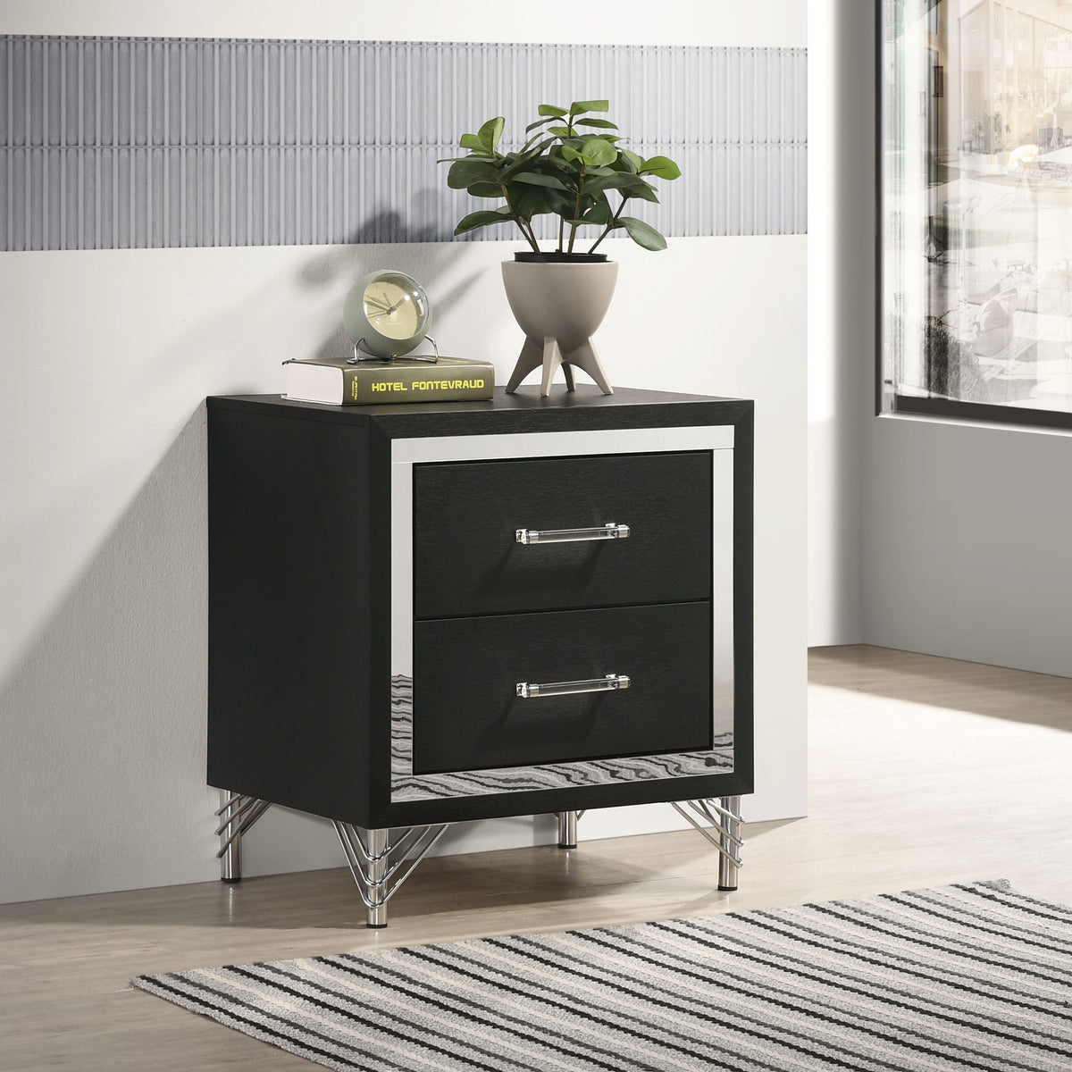 Lucia 2-drawer Nightstand Black and Silver