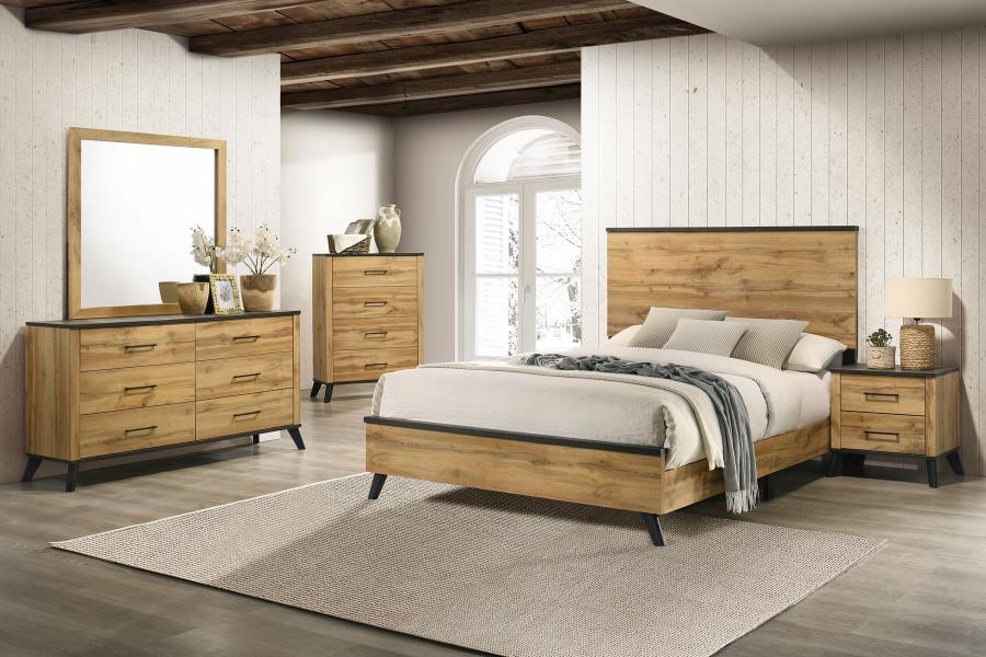 Kaywood 52-inch Eastern King Panel Bed In Natural Pine