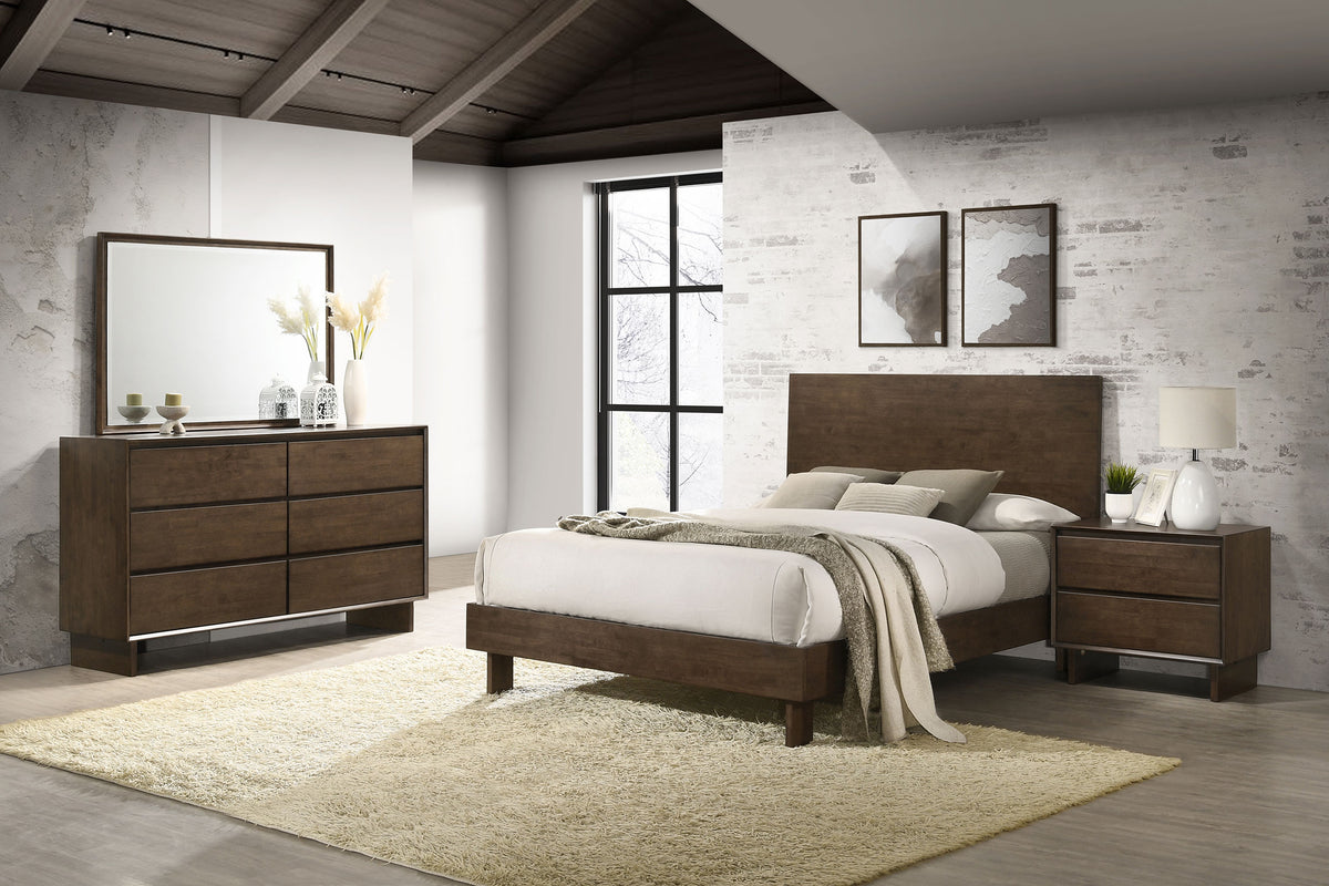 Glenwood 4-piece Queen Bedroom Set with Platform Panel Bed Warm Brown