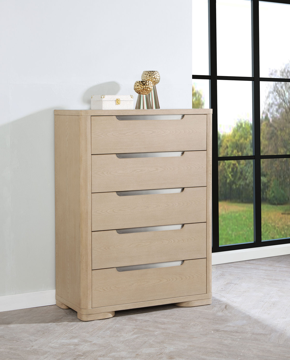 Ladera 5-drawer Bedroom Chest Light Elm