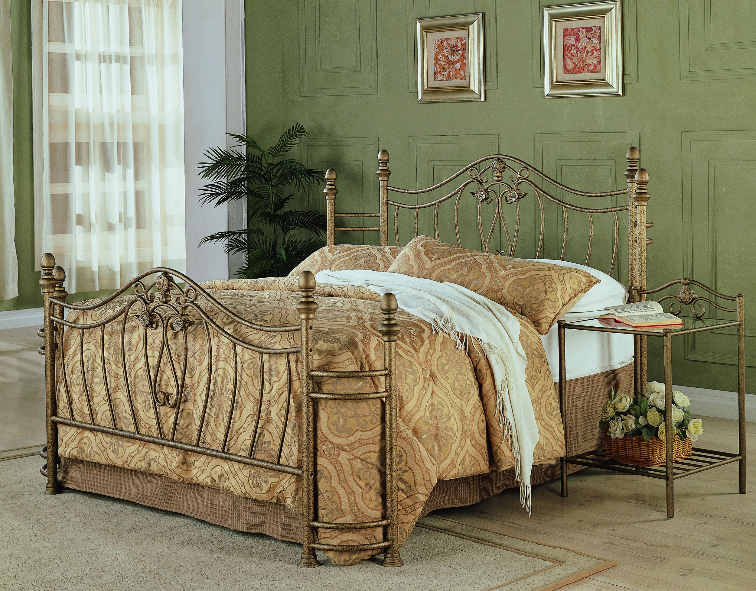 Sydney Metal Open Frame Bed
