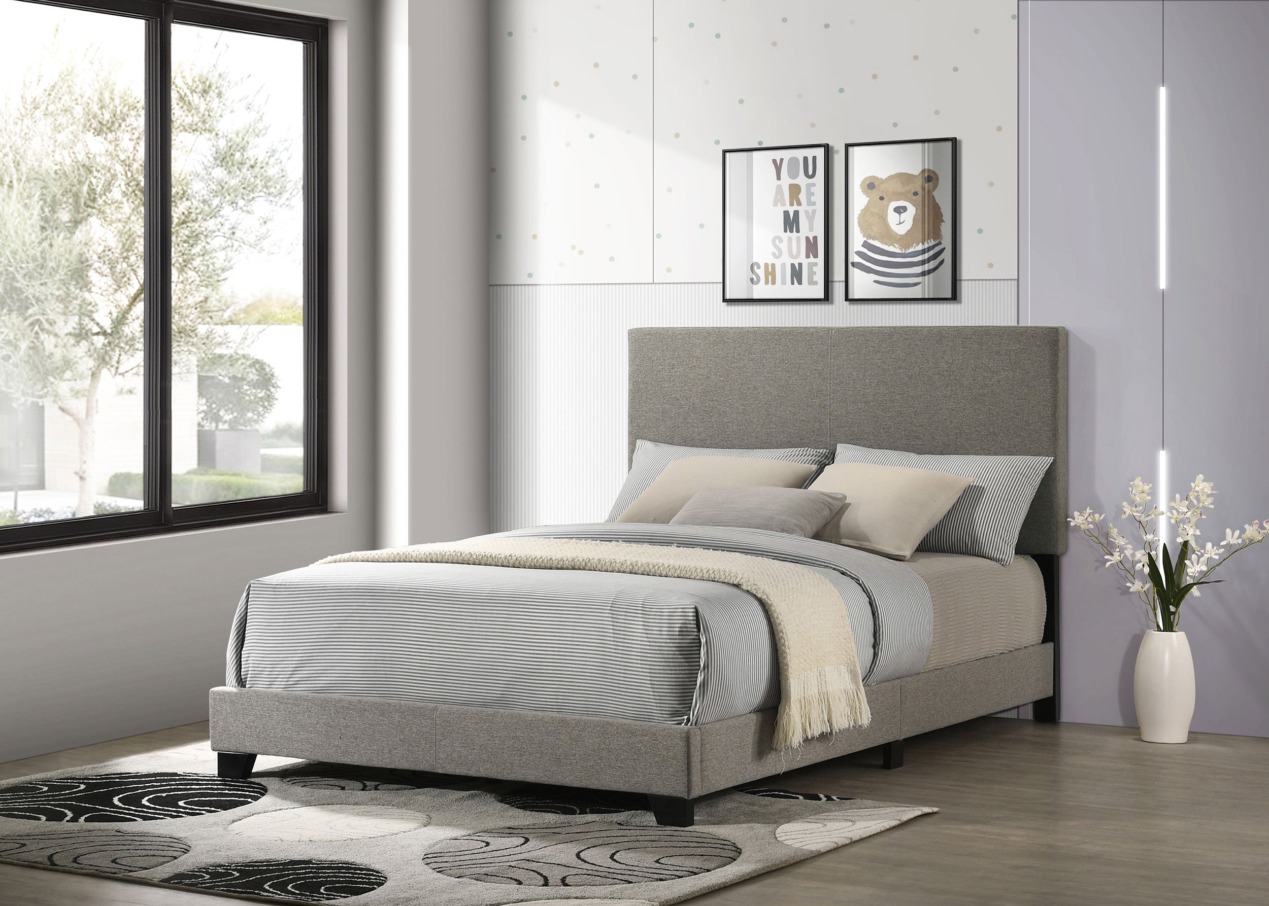 Dorian Upholstered Panel Bed