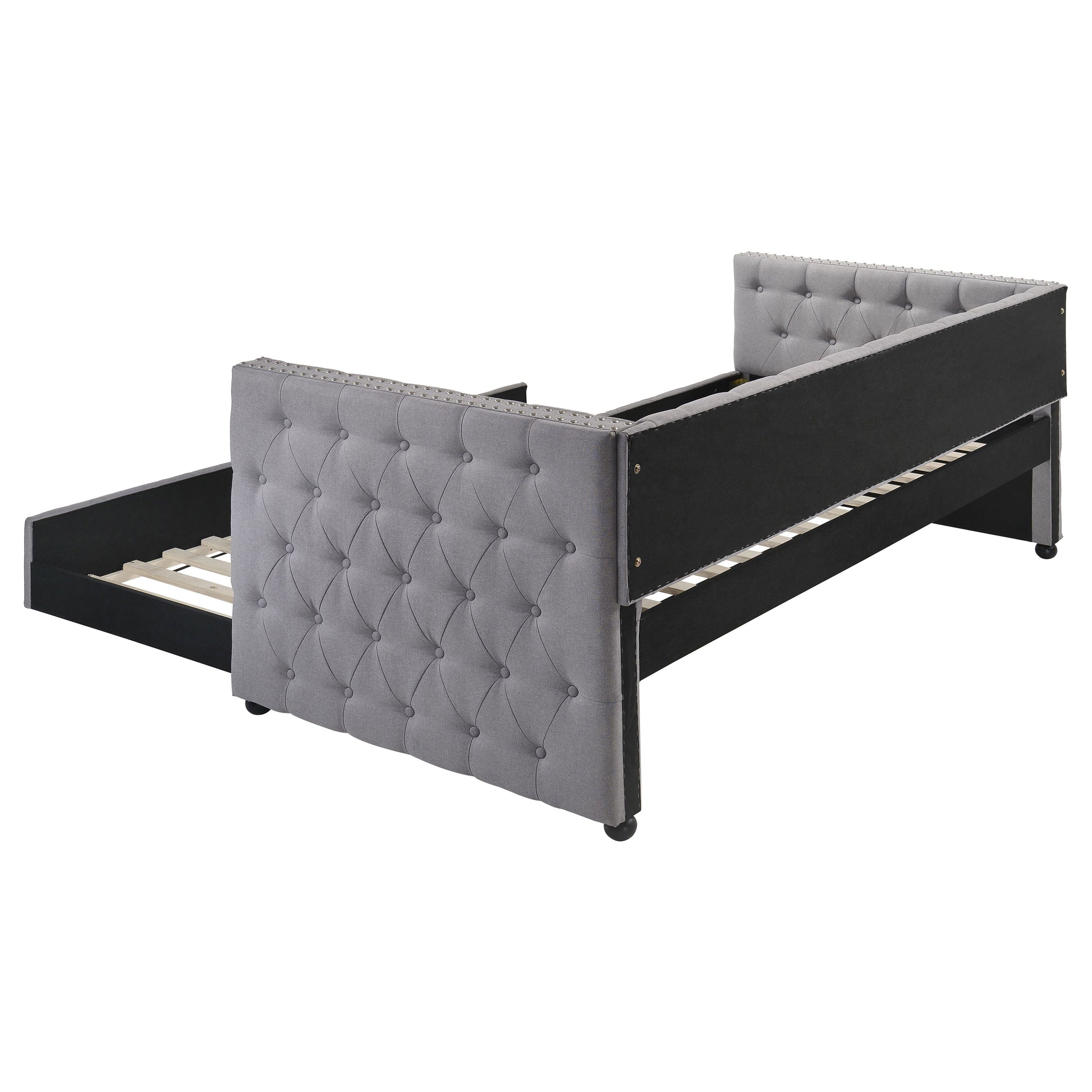 Mockern Upholstered Daybed with Trundle