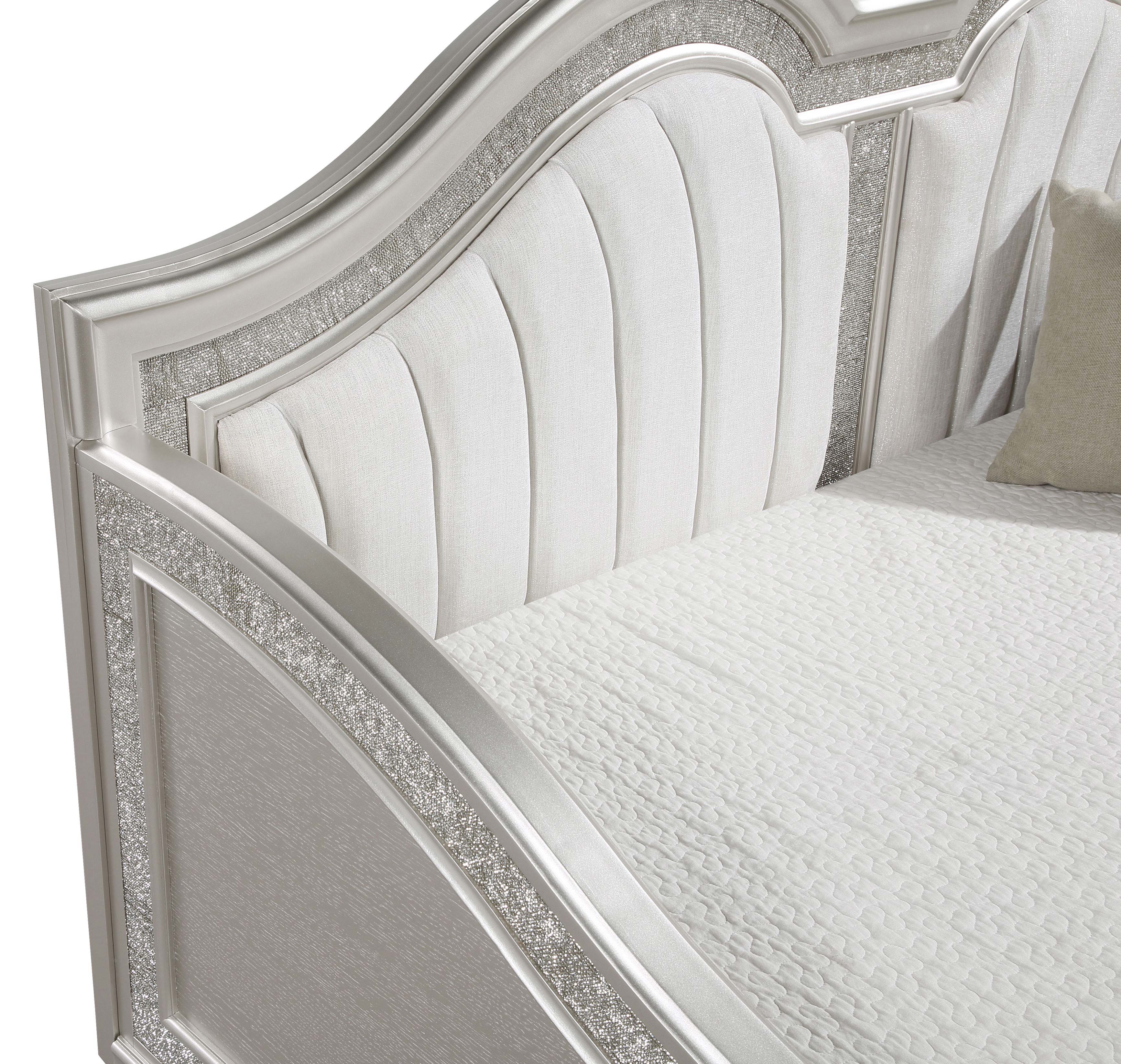 Evangeline Wood Daybed