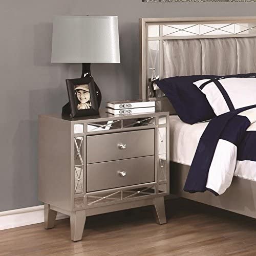 Leighton Queen 4 PC Bedroom Set Metallic Mercury