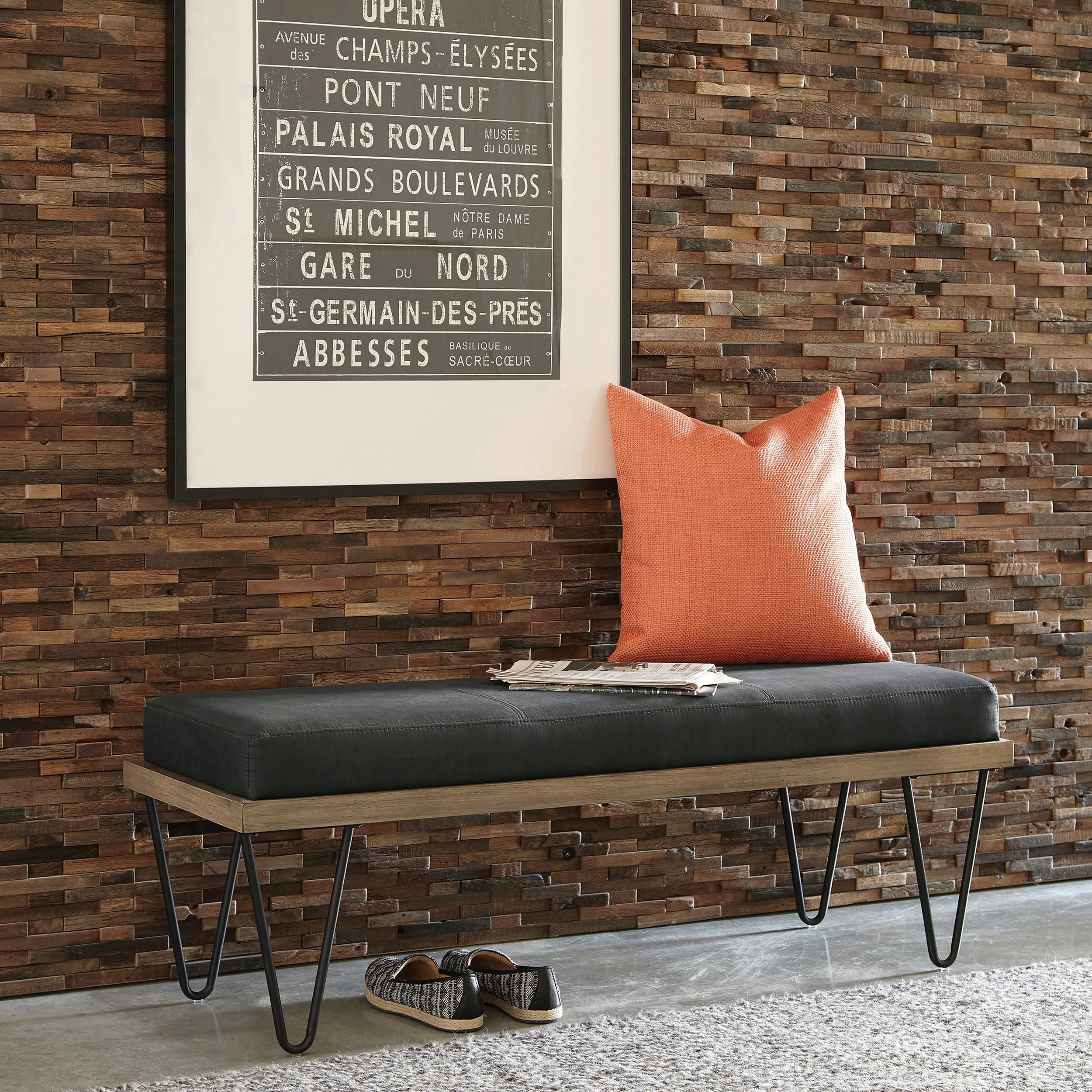 Chad Accent Bench