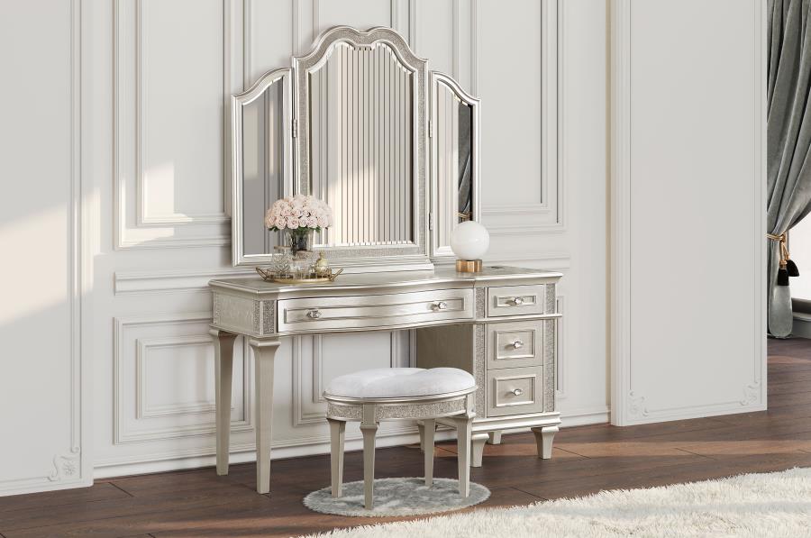 Evangeline 4-drawer Vanity Desk Makeup Table Silver Oak