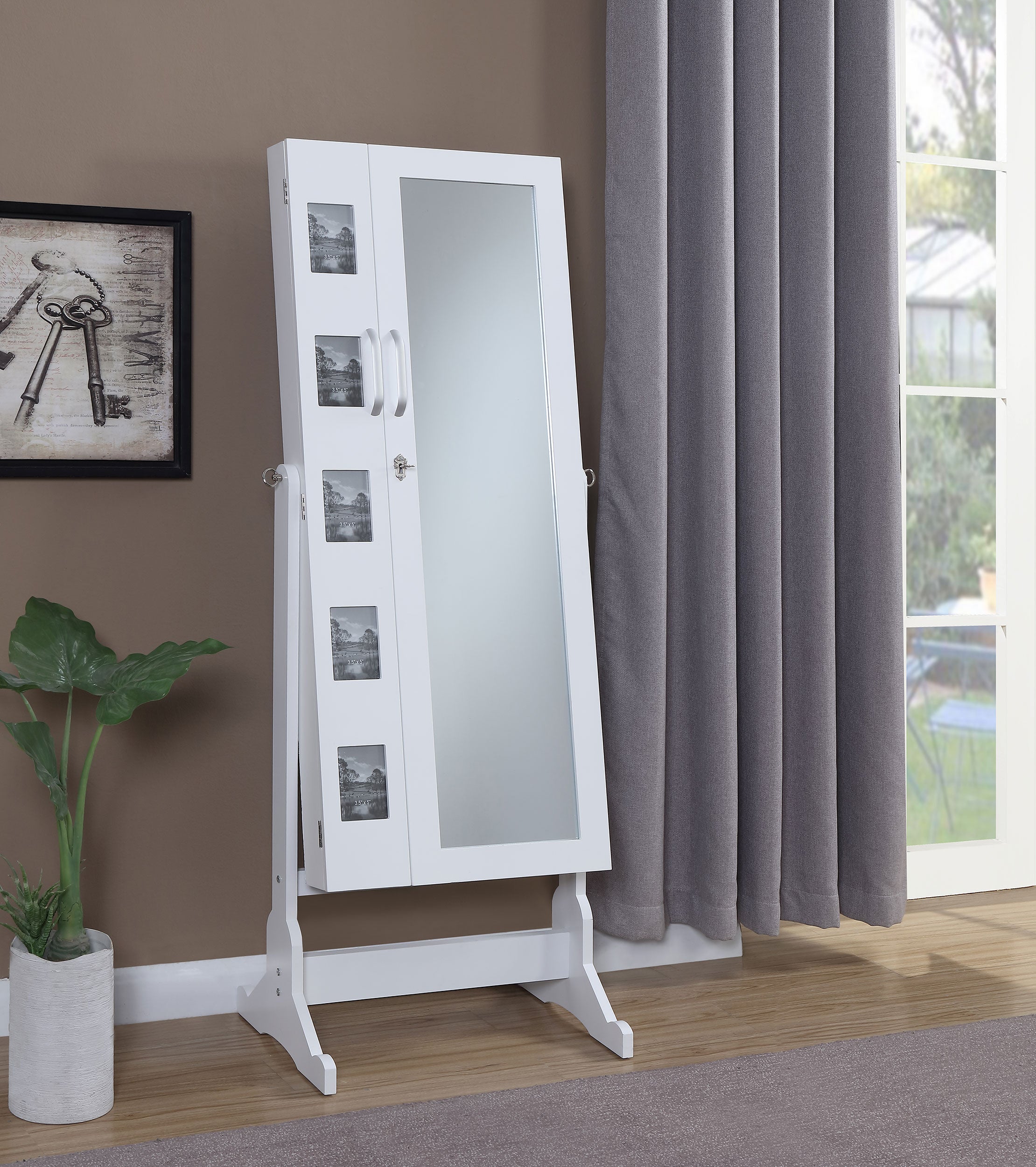 Doyle Jewelry Cheval Mirror