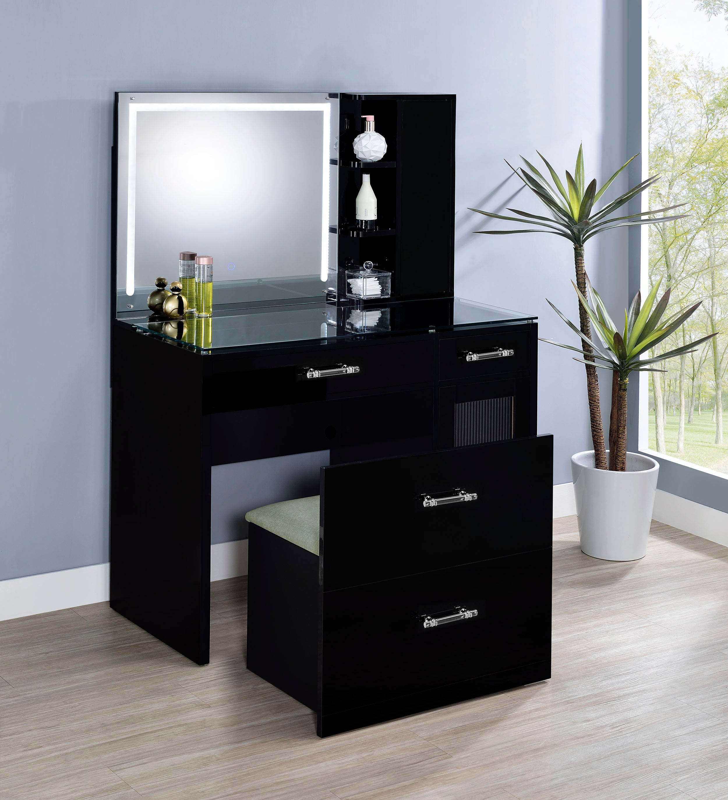 Flora Vanity Set
