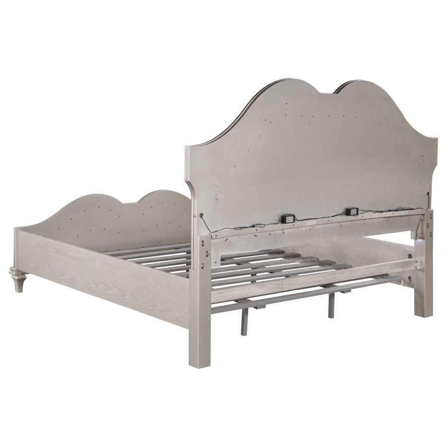 Evangeline Tufted Upholstered Platform Eastern King Bed Ivory and Silver Oak