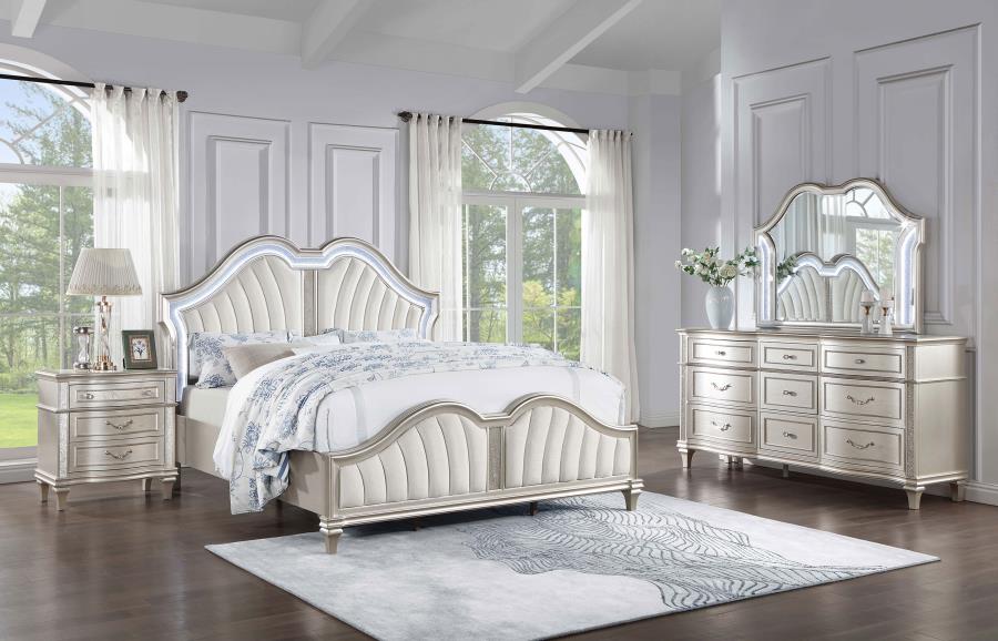 Evangeline 4-piece Upholstered Platform California King Bedroom Set Ivory and Silver Oak
